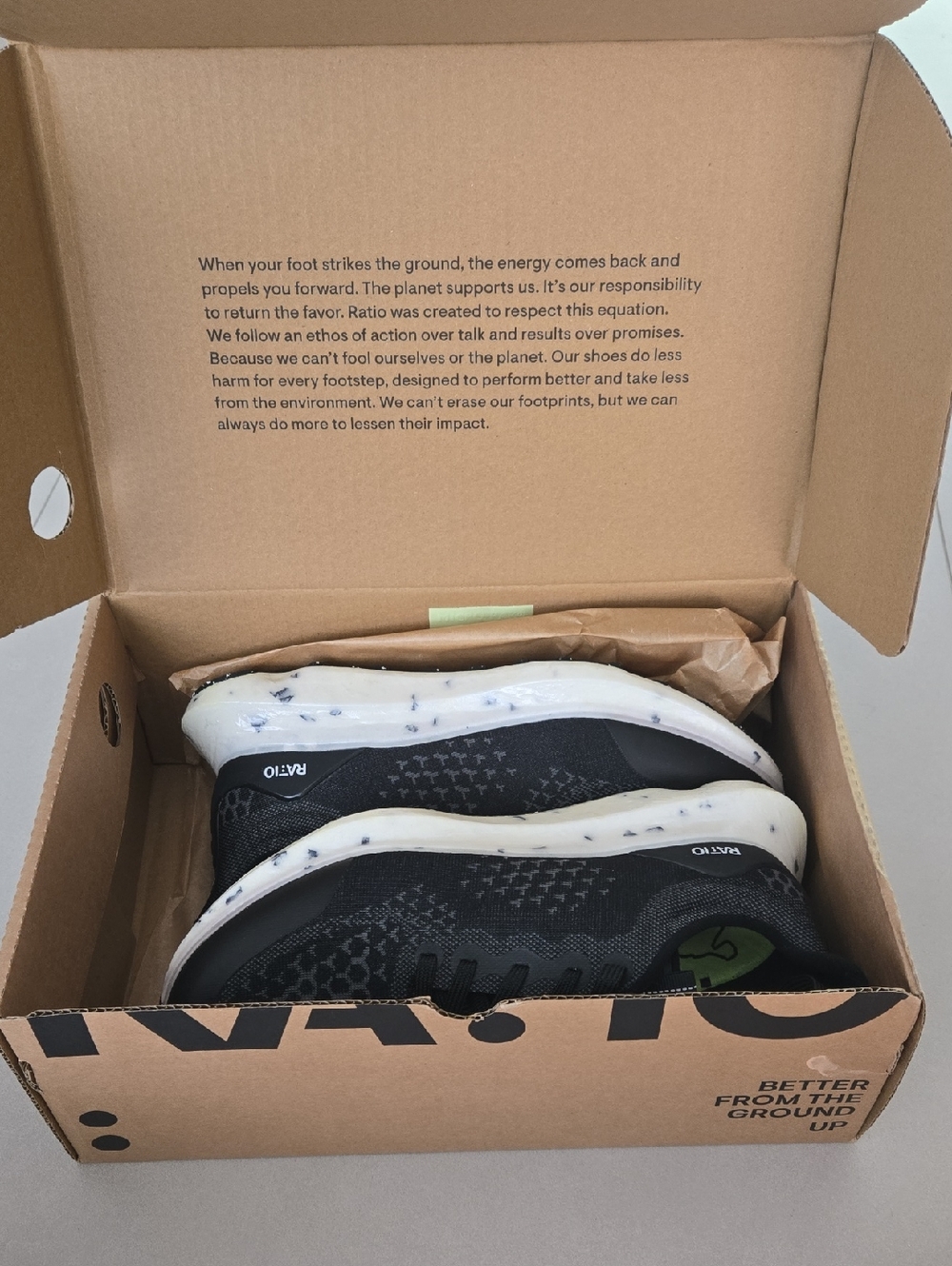 NWT! Ratio Camino:01 Black Knit Running Shoes with White Speckled Size 9 (M)